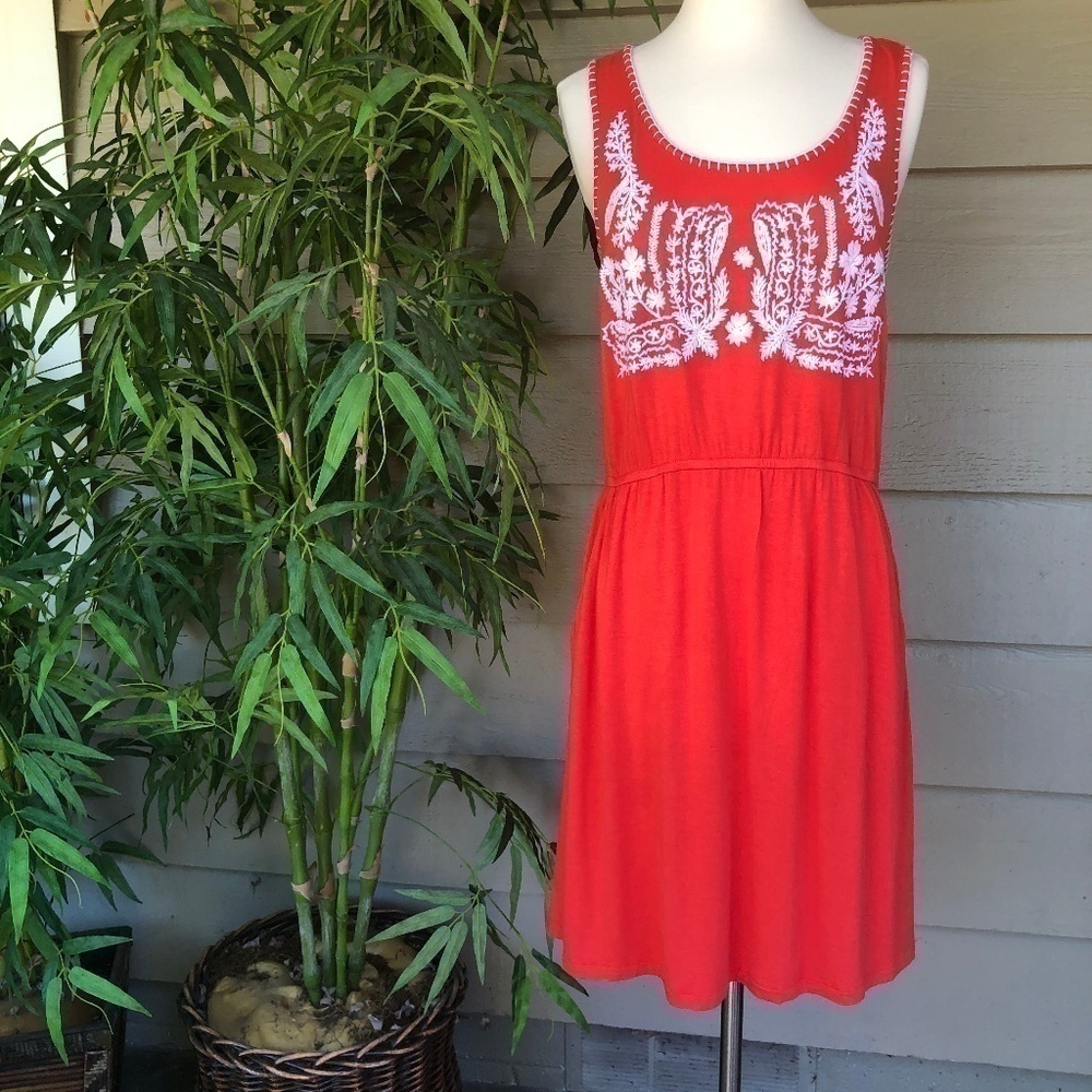 🎉Design History Coral Embroidered Dress